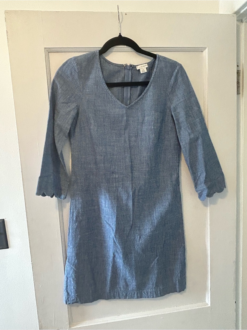 J. By J. Crew Light Chambray V-Neck Long Sleeve Shift Dress
